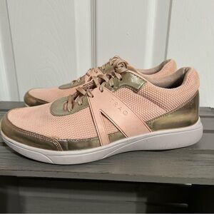 Alegria Traq Qarma Smart Walking Shoes Pink and Gold Size 8.5